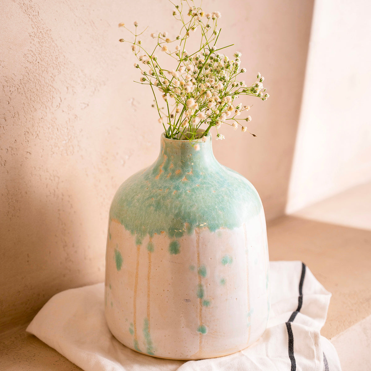 Honeyfall Vase