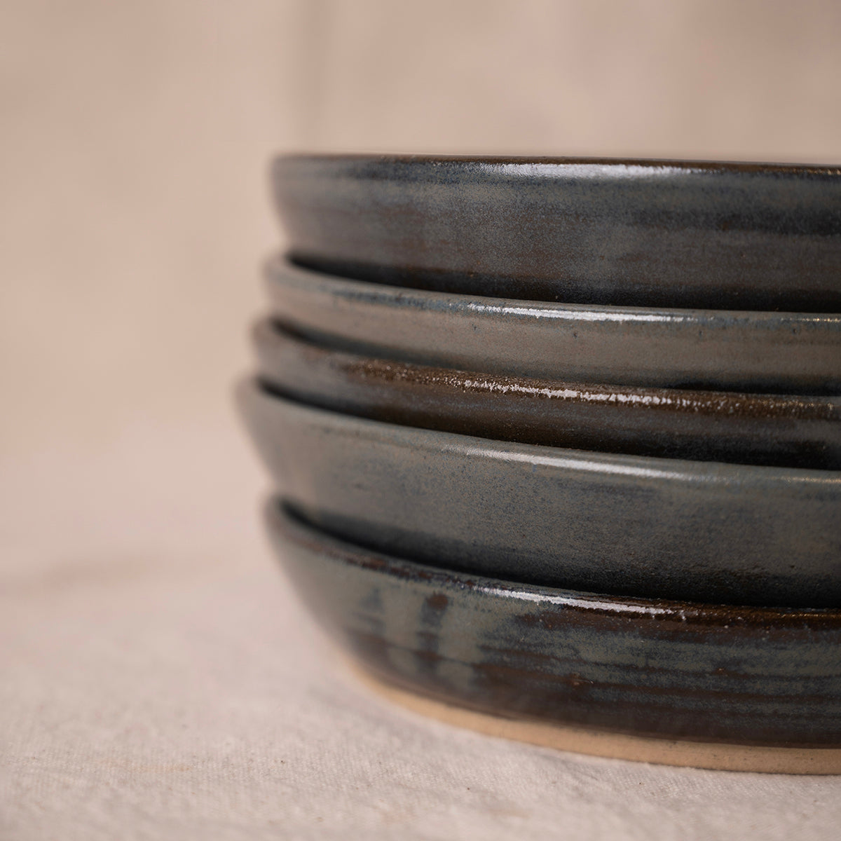 Graphite Calm Plate